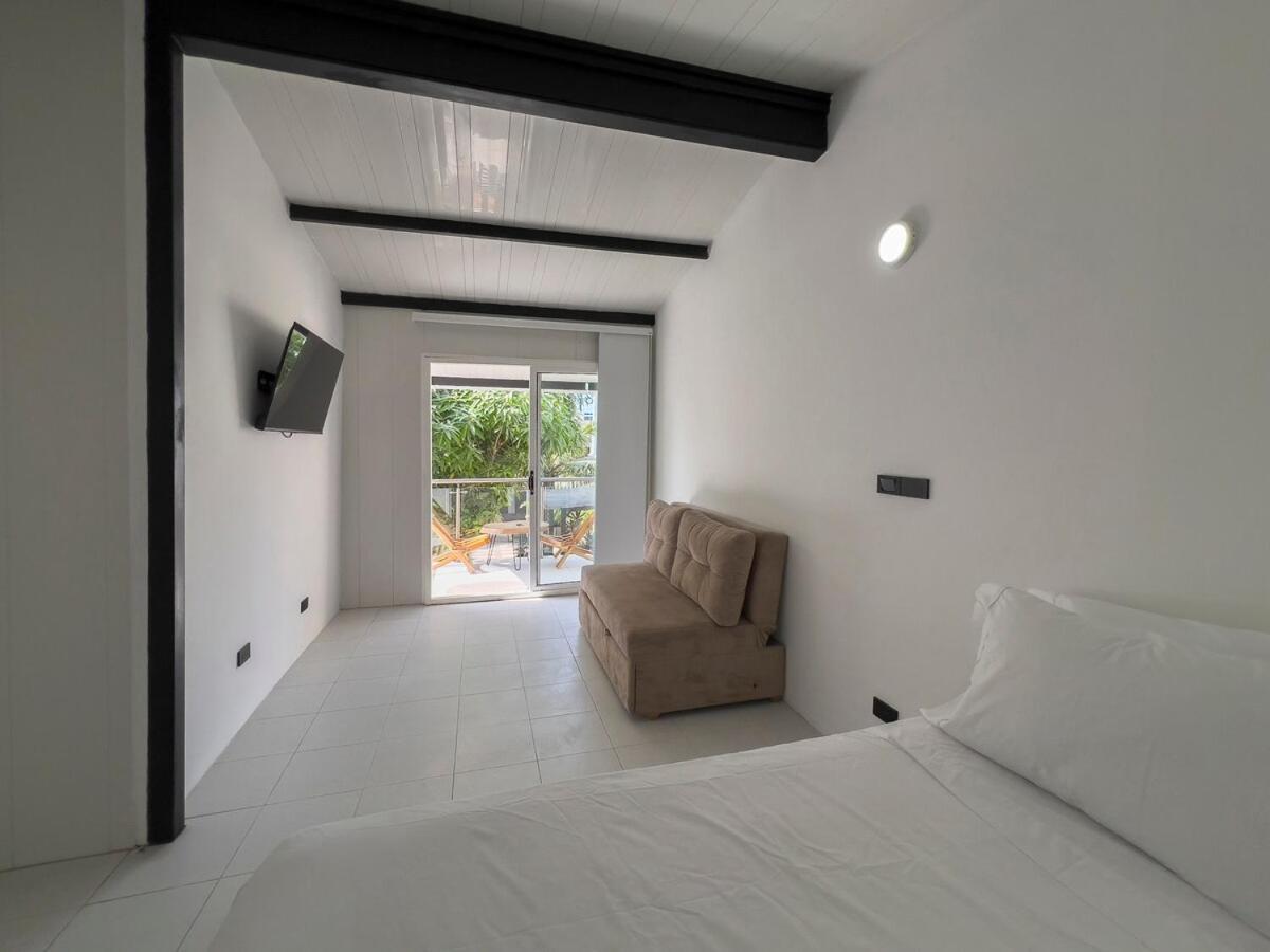 Villa Almare House *