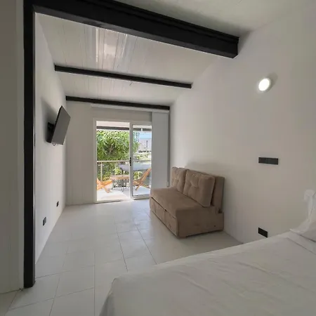 Almare House Villa
